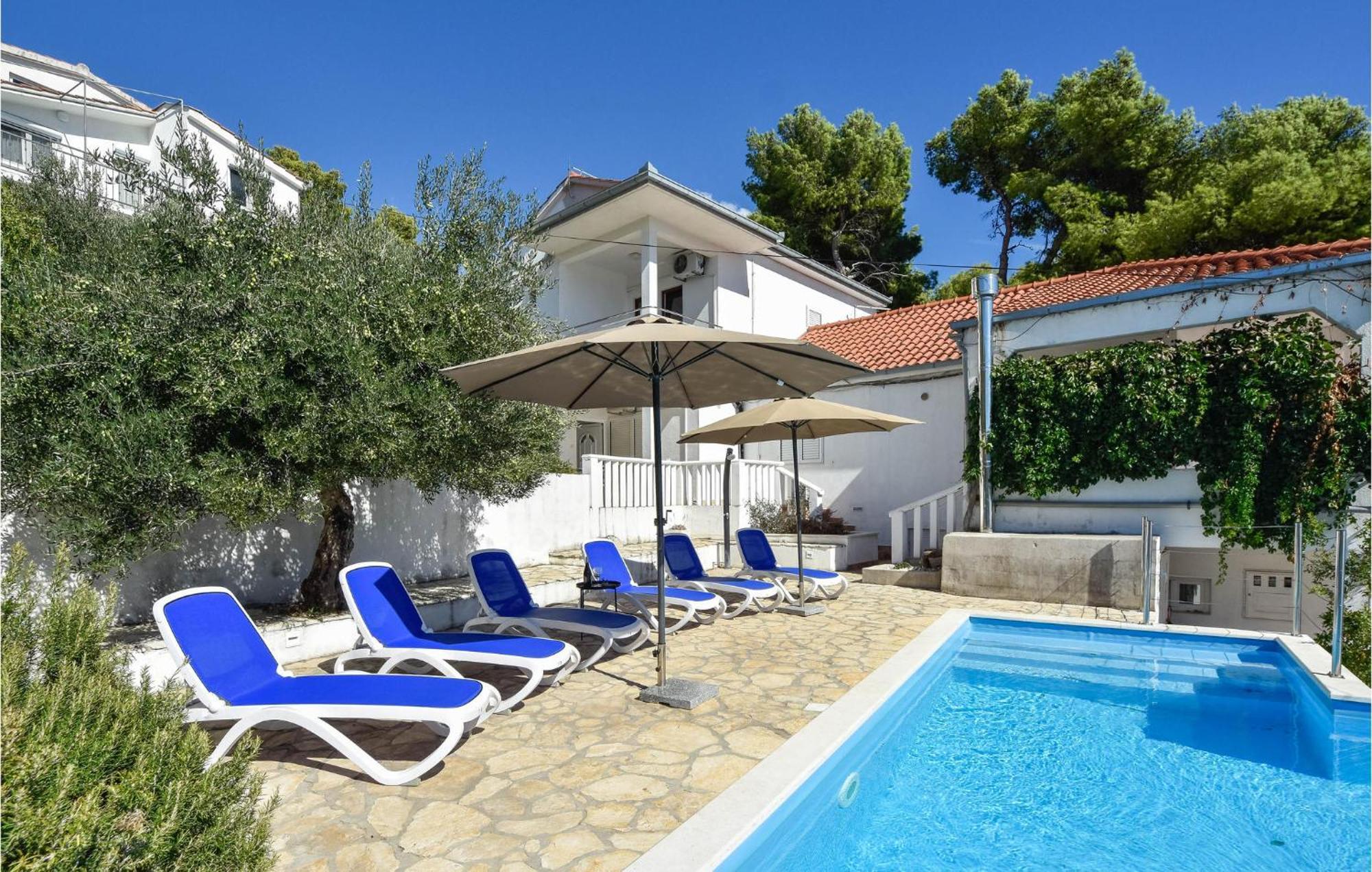 Nice Home In Poljica With House Sea View Marina Exterior foto