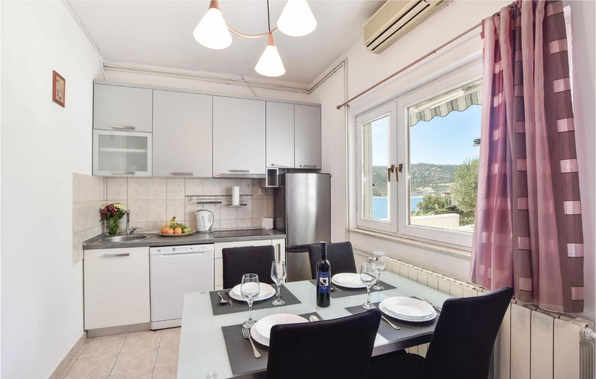 Nice Home In Poljica With House Sea View Marina Exterior foto