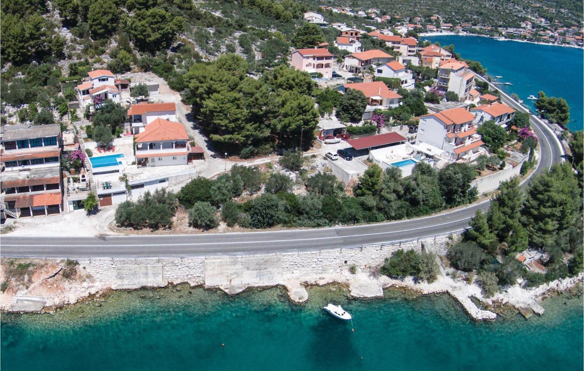 Nice Home In Poljica With House Sea View Marina Exterior foto